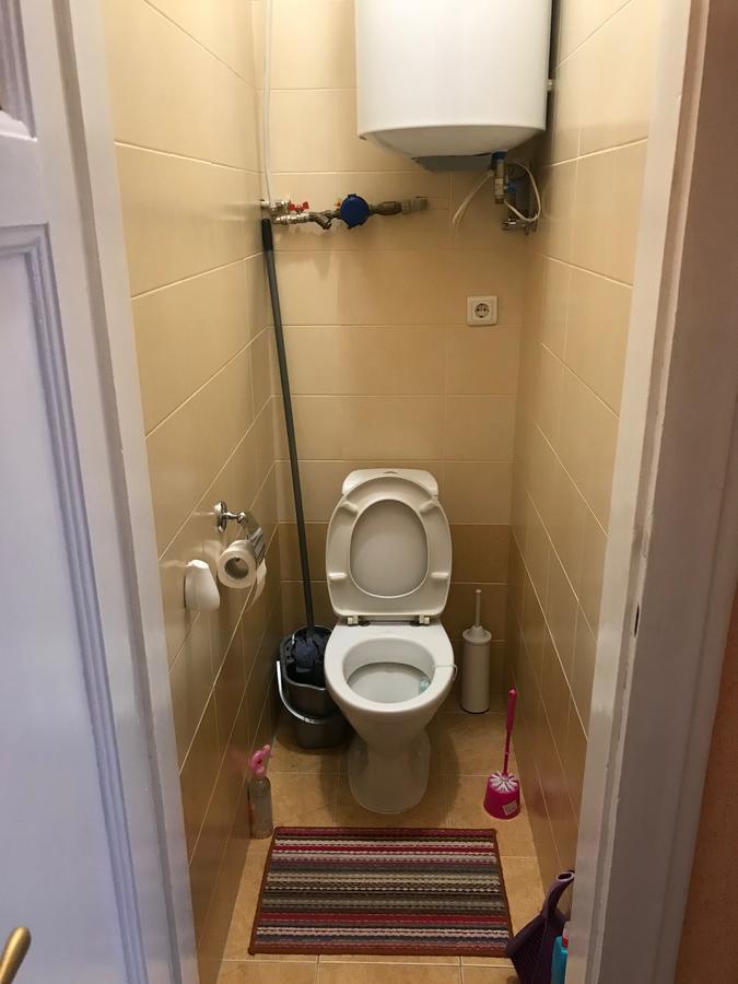 Apartment On Hoholya Street 체르니우치 외부 사진